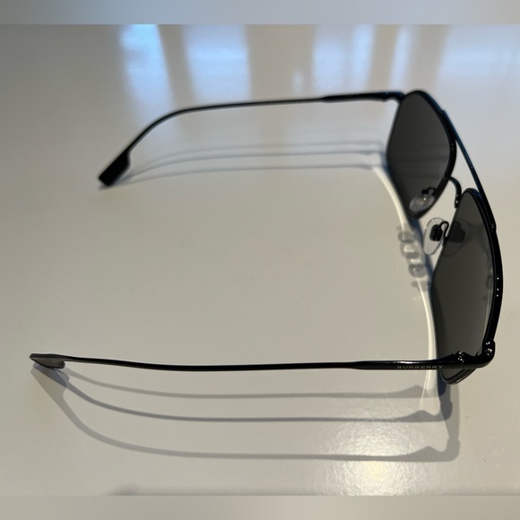 Burberry Blaine Sunglasses (Authentic BNIB) - Picture 4 of 8